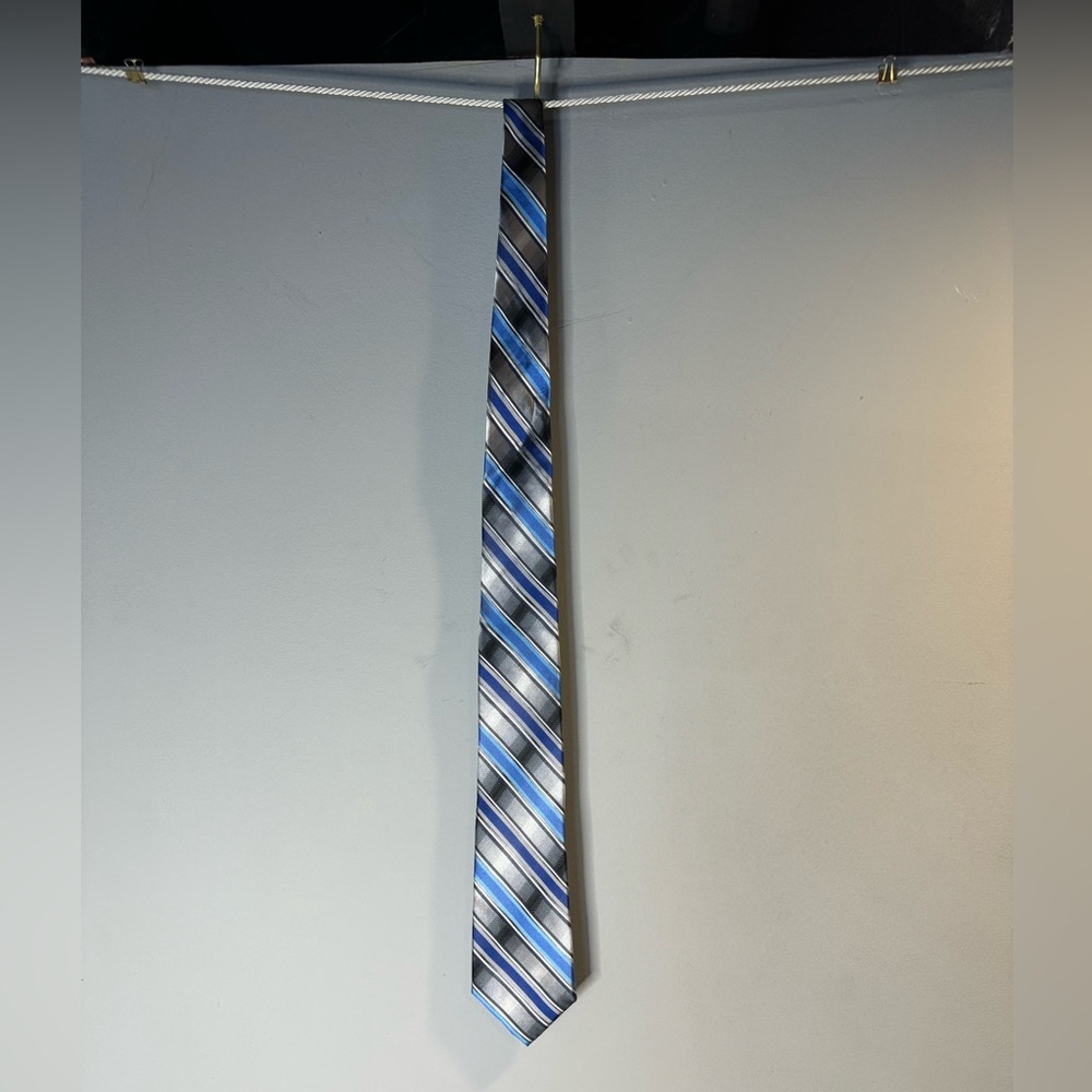 Necktie- blue, white, black & grey